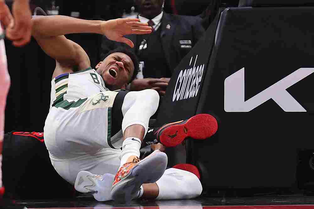 Giannis Antetokounmpo.jpg