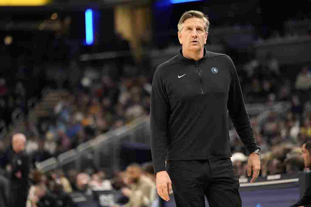 Coach Chris Finch.jpeg