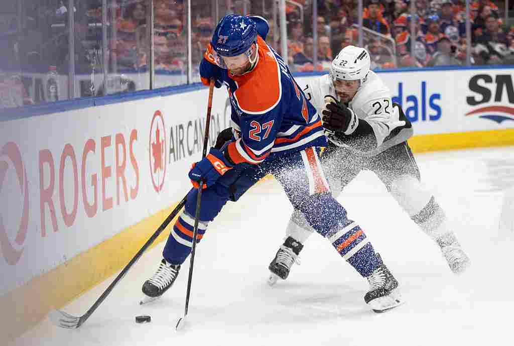 OIlers-CanadianPress.jpg